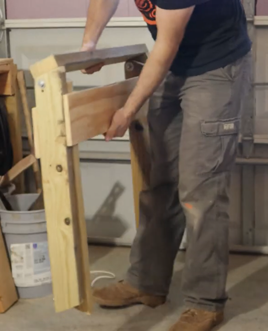 Easy to Build Foldable Saw Horse Build Plans
